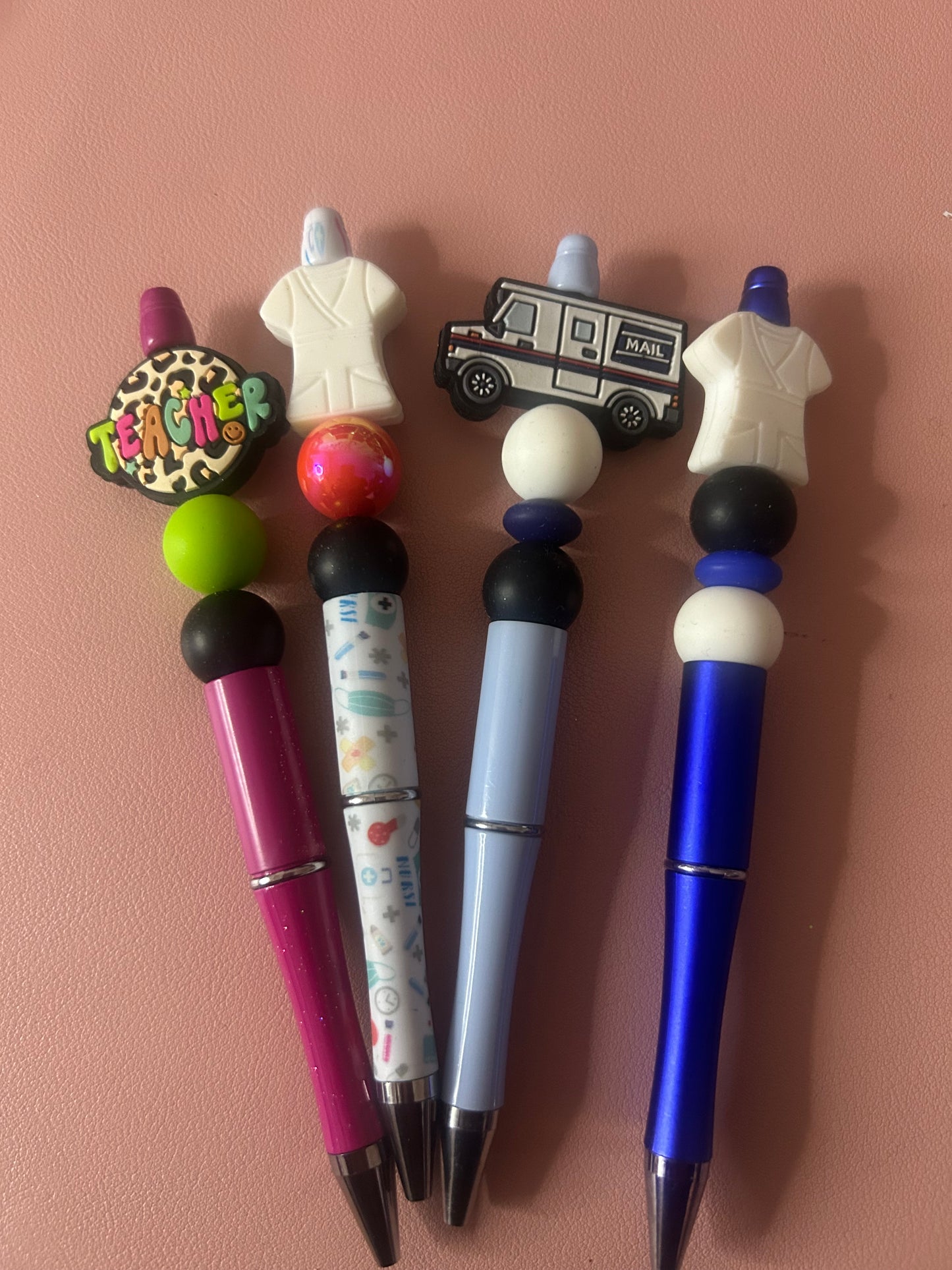 Job pens