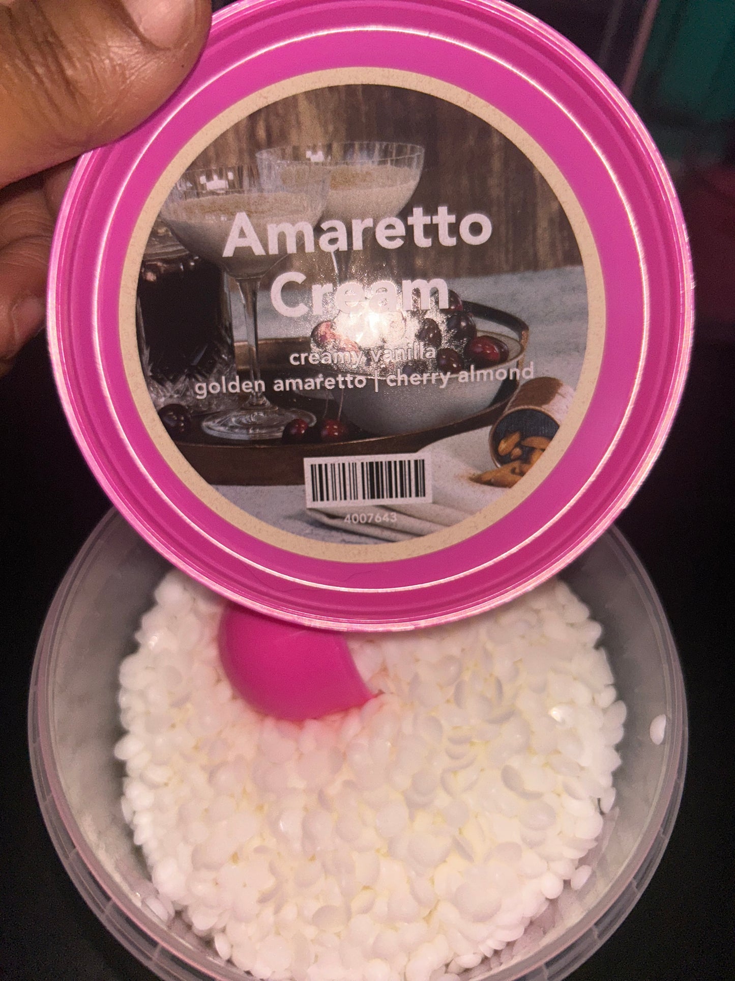Amaretto cream