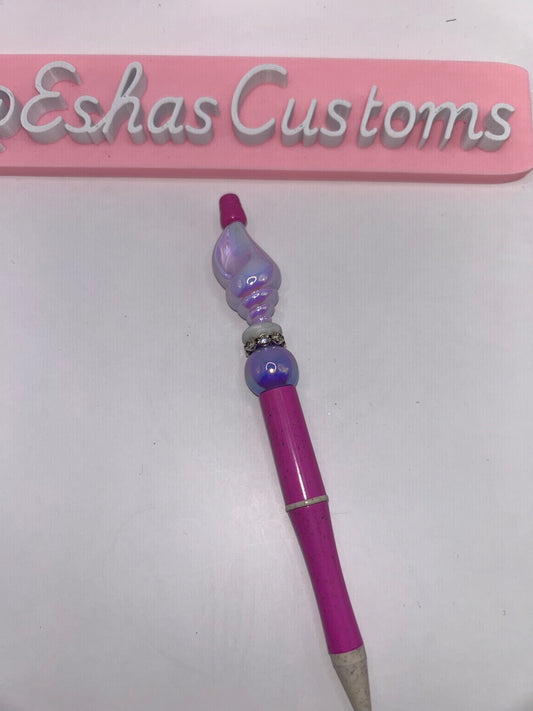 Sea shell pen